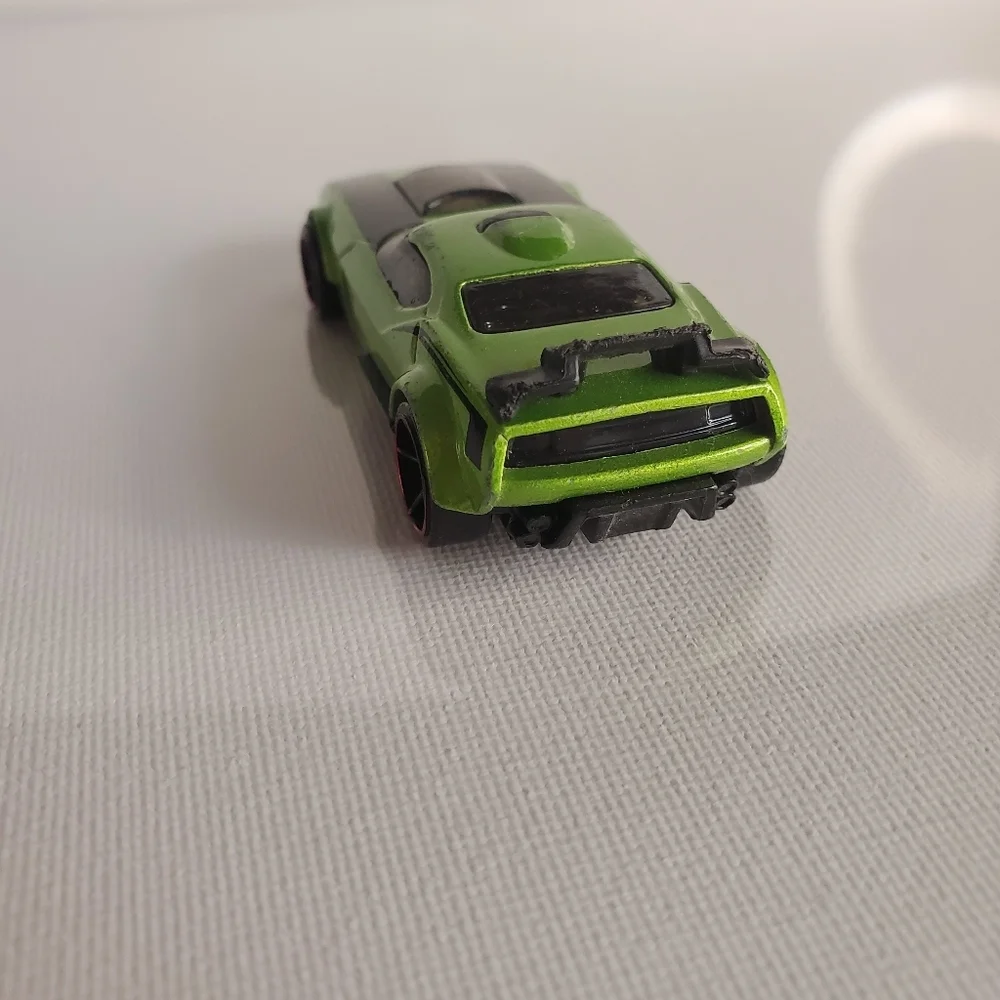 Hot Wheel 